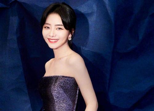 谭松韵娱乐吃瓜八卦图,揭秘明星幕后生活点滴